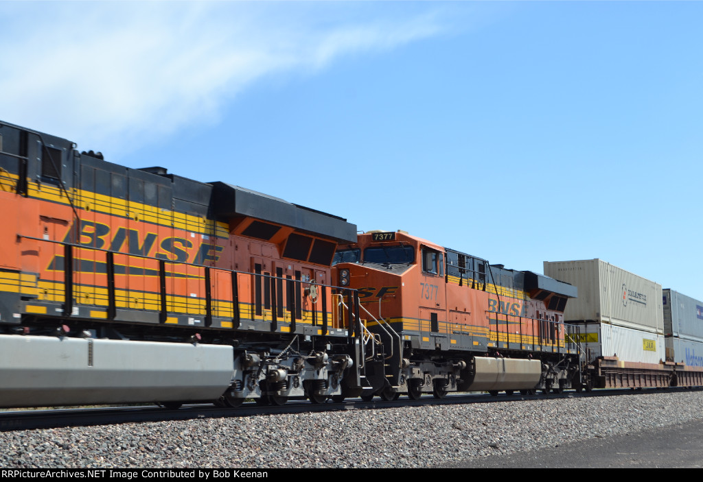 BNSF 7377